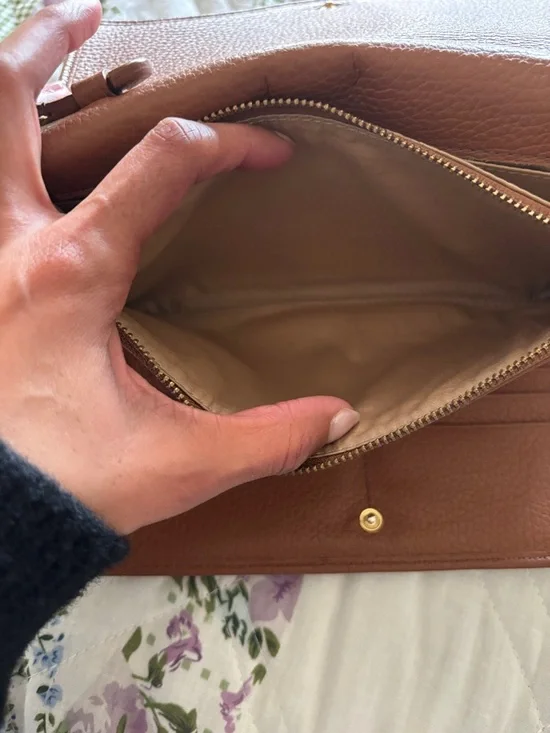 Cuyana Pebbled Leather Crossbody Wallet in Caramel Brown with Gold Hardware - Picture 9 of 16